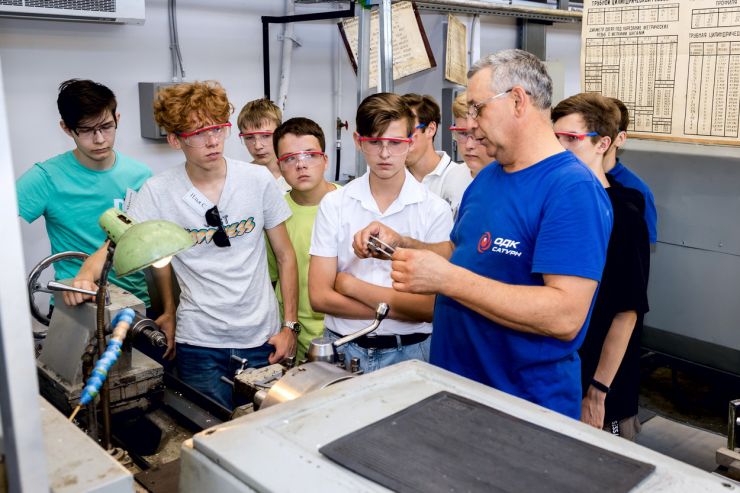 В четырех школах Рыбинска будут готовить будущих моторостроителей