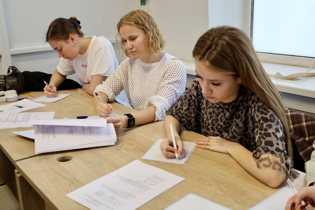 В ОДК-Салют студенты трека «Крылья Ростеха» будут решать сложные профильные задачи.jpg