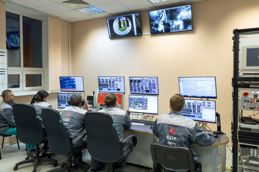 Сложные инженерные испытания авиадвигателя ПД-8 прошли на испытательном стенде ОДК-Сатурн.jpg Сложные инженерные испытания авиадвигателя ПД-8 прошли на испытательном стенде ОДК-Сатурн.jpg