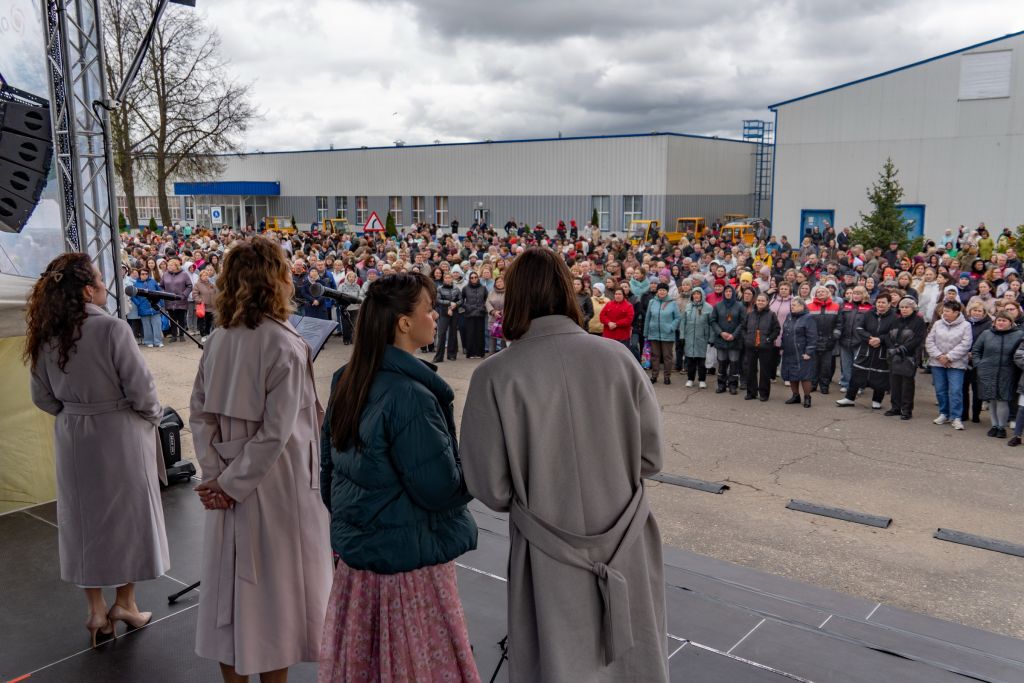 3_В ОДК-Сатурн встретили праздник Победы.jpg