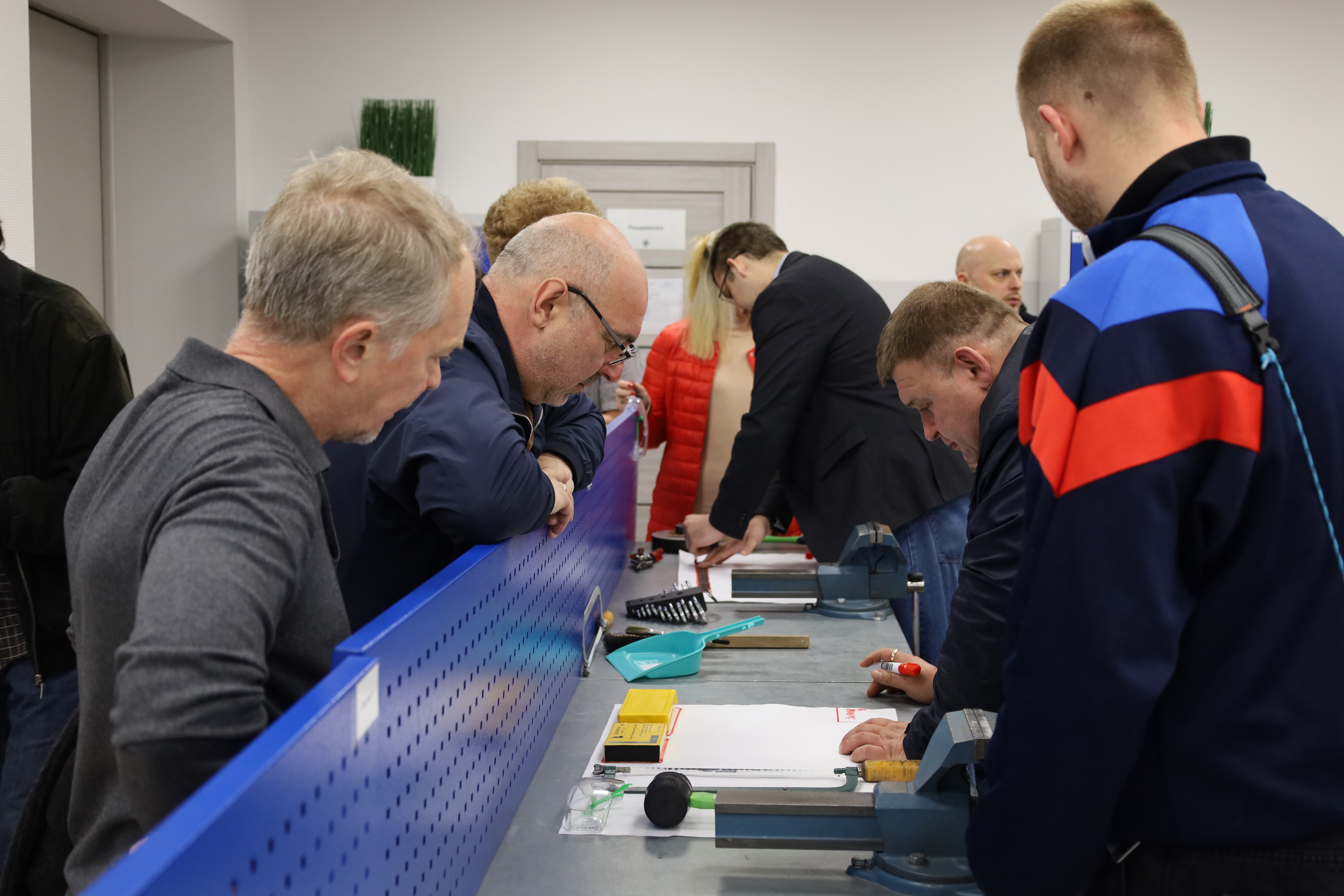 На ПК «Салют» преподаватели колледжей освоили приёмы бережливого производства