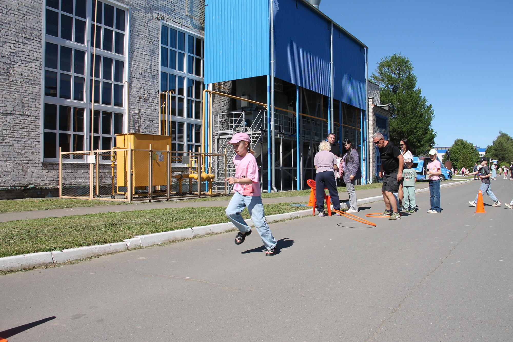 Для 120 детей сотрудников ОДК-Газовые турбины провели день открытых дверей 