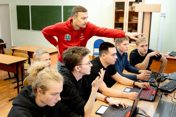 Команда ОДК-Кузнецов вышла в полуфинал всероссийских соревнований «Кибердром.24/25»