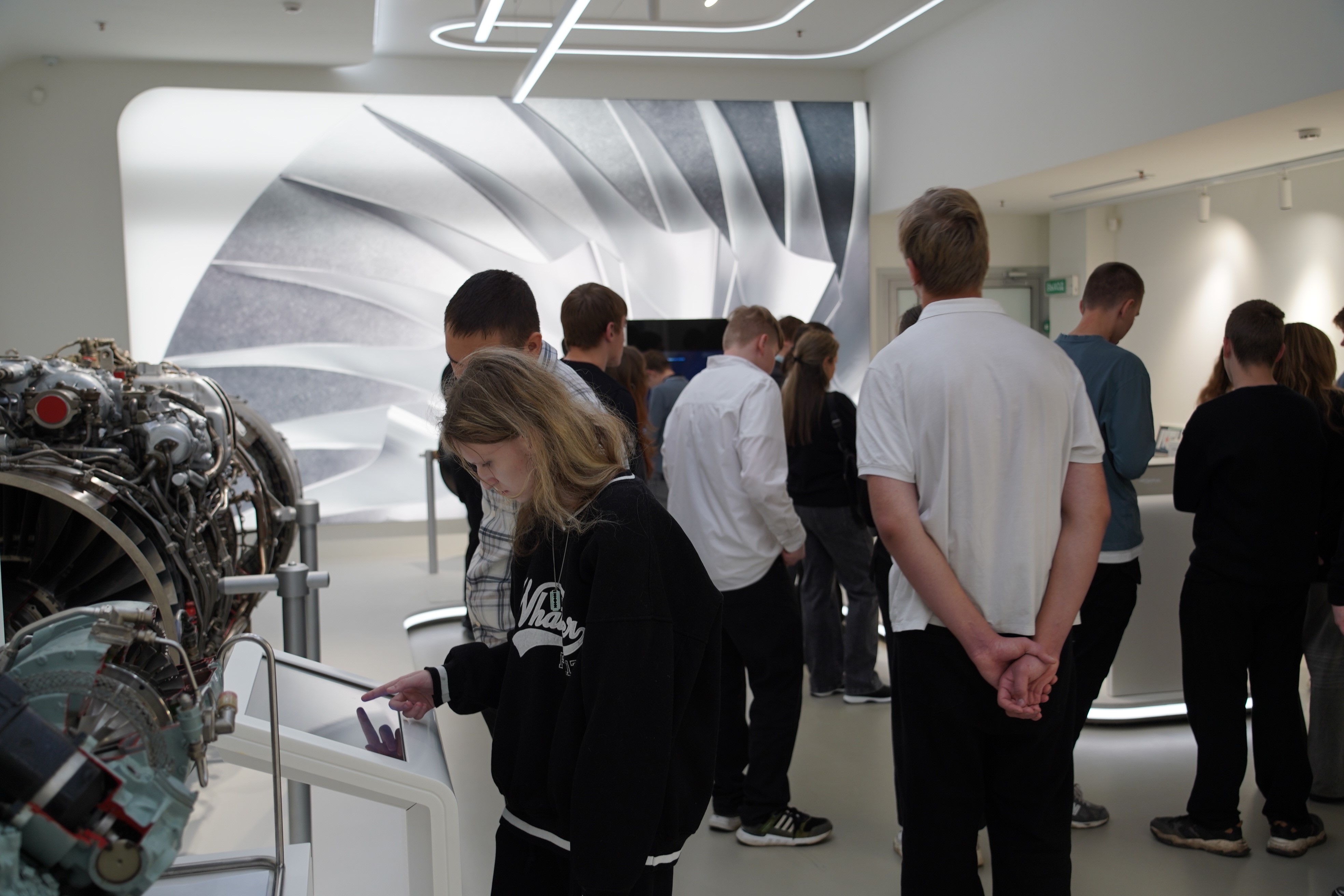 Воспитанники коррекционной школы посетили ОДК-Климов