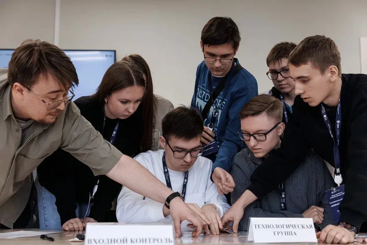 Уфимские школьники одержали уверенную победу в чемпионате «Построй карьеру в ОДК»