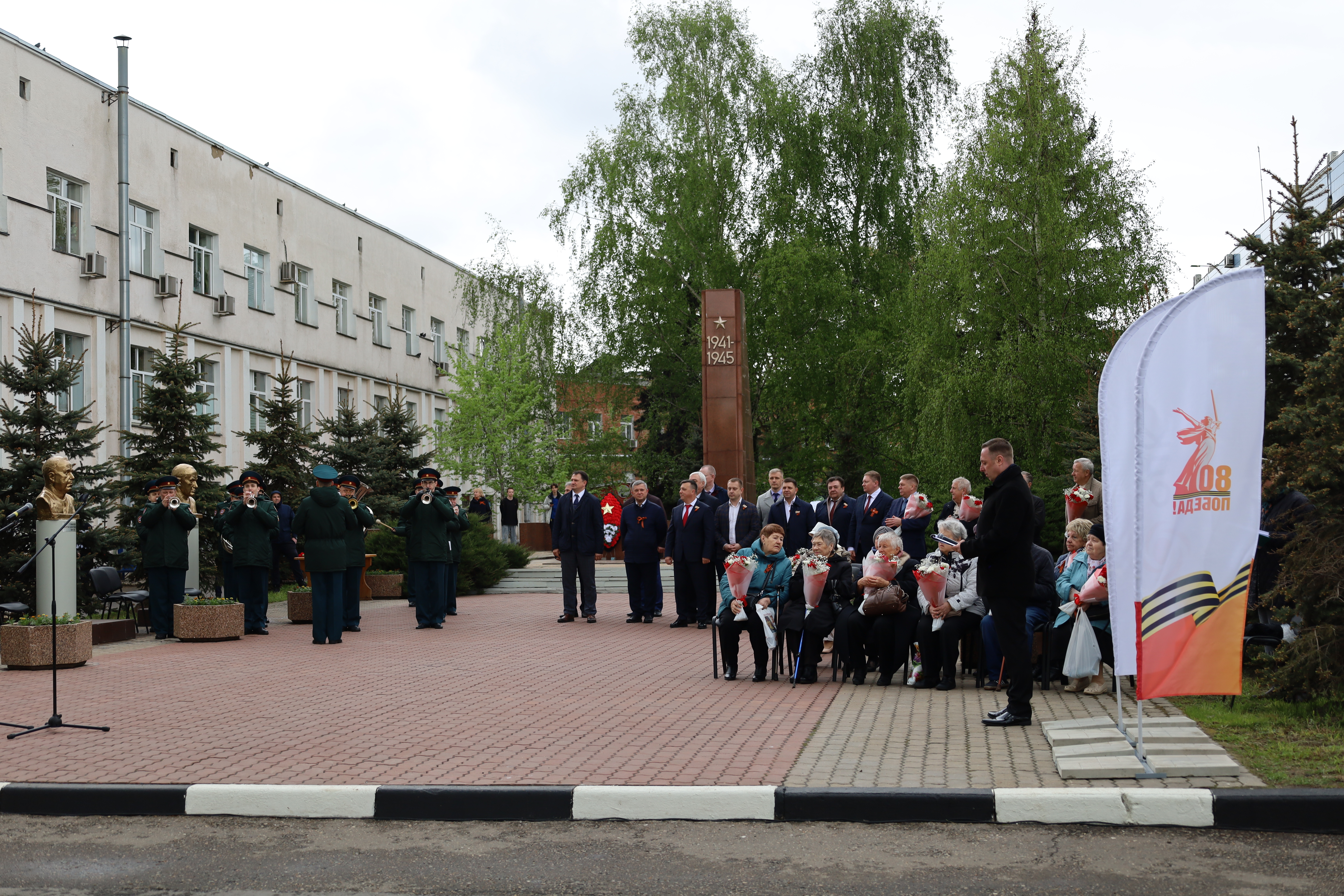 На ПК «Салют» отметили 80-ю годовщину Победы в Великой Отечественной войне