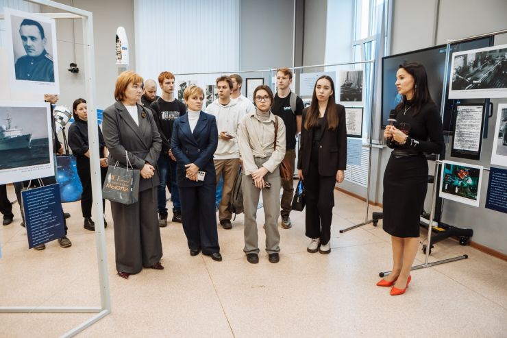 ОДК-Кузнецов и Самарский университет открыли выставку об истории ракетостроения
