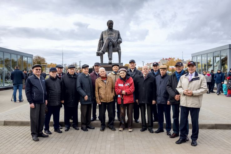 В «ОДК-Сатурн»  в честь 50-летия выпуска двигателя Д-30КП открыли Аллею имени Павла Соловьева
