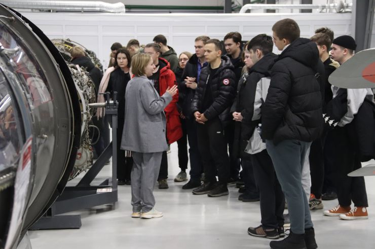 На московском предприятии ПК «Салют» студенты из Курска познакомились с инновациями