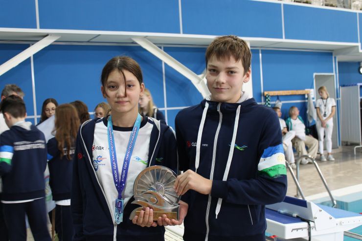 За Кубок ОДК-УМПО по плаванию боролись 350 школьников 